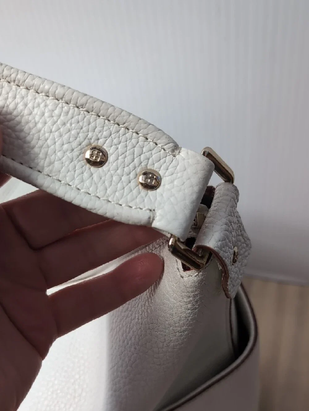 Kate Spade Off-White Pebbled Leather Hobo Shoulder Bag